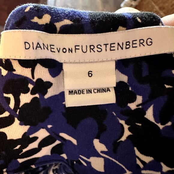 Diane von Furstenberg Cotton Silk Knit Sheath Dress w/ V-Neck Office Work Career - Picture 6 of 9